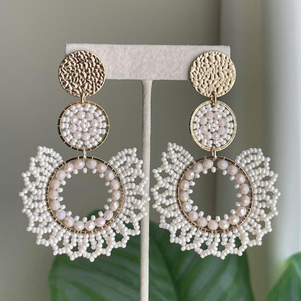 ARETES TANGO CON DISEÑO MARTILLADO DOBLE ARO - PERLA